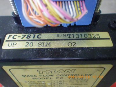 マスフローコントローラー（MFC） FC-781C 写真2