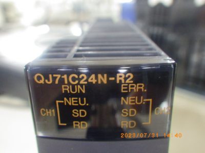 シーケンサー QJ71C24N-R2 写真2