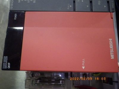シーケンサー Q61P 写真1