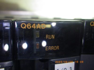 シーケンサー Q64AD 写真2