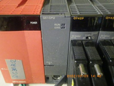 シーケンサー Q01CPU 写真1
