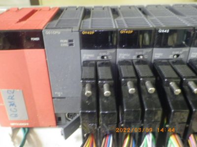 シーケンサー QY42P 写真1
