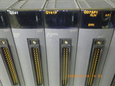 シーケンサー QY41P 写真1