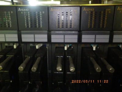 シーケンサー A1SY42 写真1