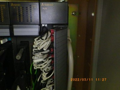 シーケンサー A1S68AD 写真1