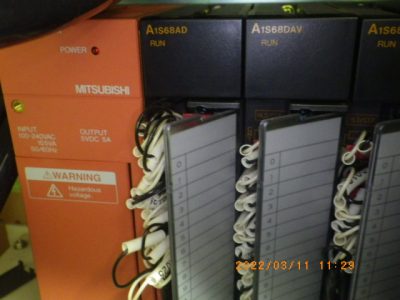 シーケンサー A1S68AD 写真1