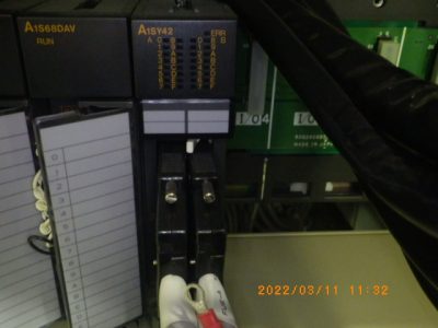 シーケンサー A1SY42 写真1
