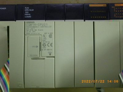 シーケンサー CQM1H-CPU21 写真1