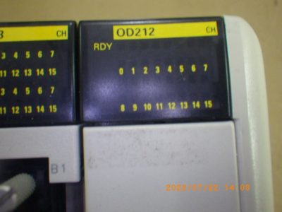 シーケンサー出力ユニット OD212 写真2