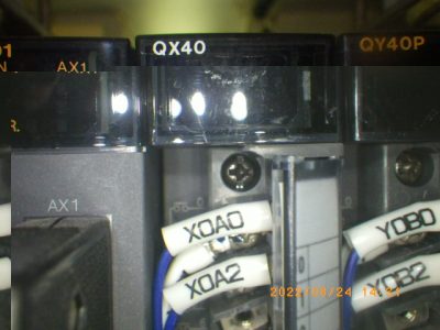シーケンサー QX40 写真2