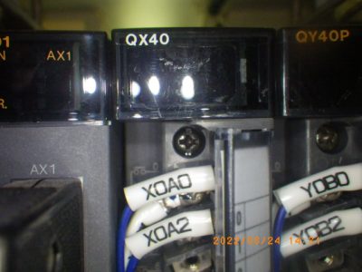 シーケンサー QX40 写真2
