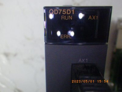 シーケンサー（位置決めユニット） QD75D1 写真2