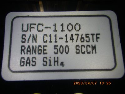 マスフローコントローラー（MFC） UFC-1100 写真2