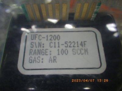 マスフローコントローラー（MFC） UFC-1200 写真2