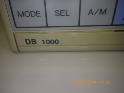 デジタル指示調節計 DB1000 写真2