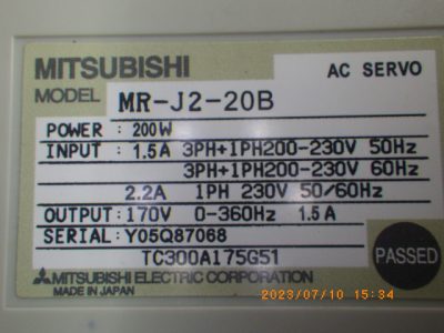 サーボモーターコントローラー MR-J2-20B 写真2