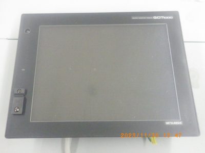 タッチパネル GOT1000 写真1
