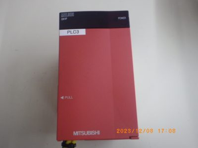 シーケンサー Q61P 写真1
