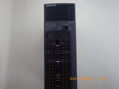 シーケンサー QH42P 写真1