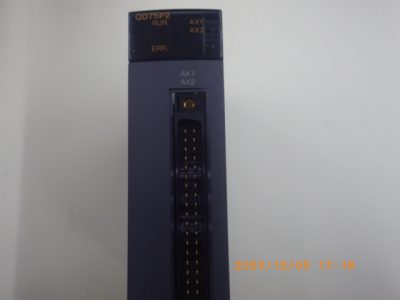 シーケンサー QD75P2 写真1