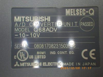 シーケンサー Q68ADV 写真2