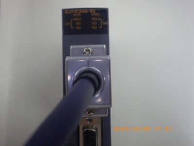 シーケンサー QJ71C24N-R2 写真1