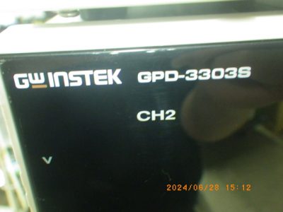 DC安定化電源 GPD-3303S 写真2