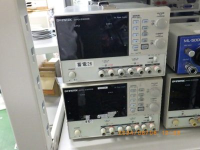 DC安定化電源 GPD-3303S 写真3