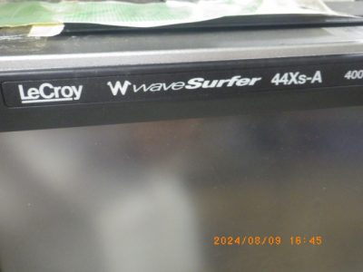 AC安定化電源 44Xs-A 写真2
