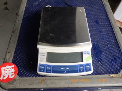天秤 島津製作所　Shimadzu UW4200H