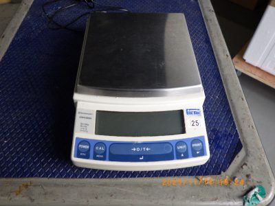 天秤 UW4200H 写真1