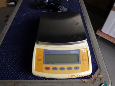 天秤 ザルトリウス　Sartorius CP2202S