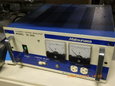 定電圧電源 TA-205 写真1
