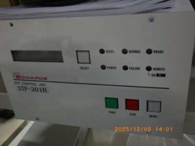 ターボ分子ポンプコントローラー SCU-301H 写真1
