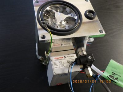 ターボ分子ポンプ（TMP） ファイファー　Pfeiffer Splitflow80
