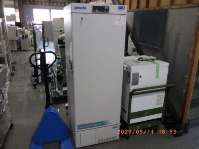 バイオメディカルフリーザー PHC MDF-MU339H-PJ