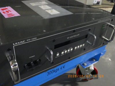 RF電源 RFS-1305A3 写真1