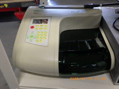 マイクロプレートリーダー iMark