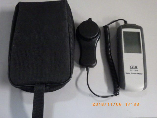 ソーラーパワーメーター DT-1307 CEM