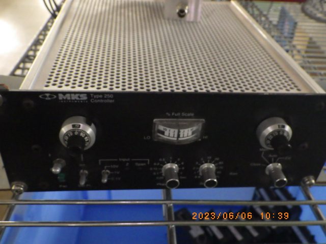 Pressure Controller TYPE250 MKS