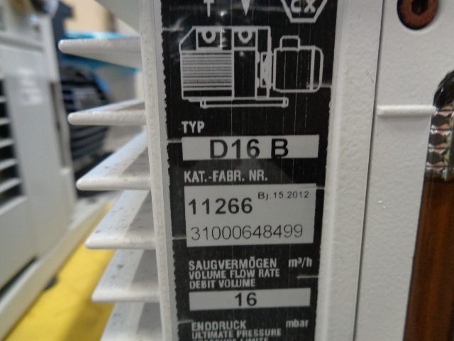 ロータリーポンプ D16B ライボルト　Leybold