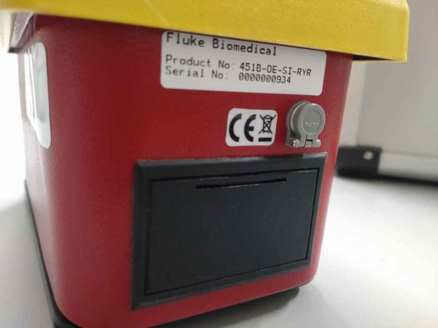 高感度電離箱式サーベイメーター 451B Fluke