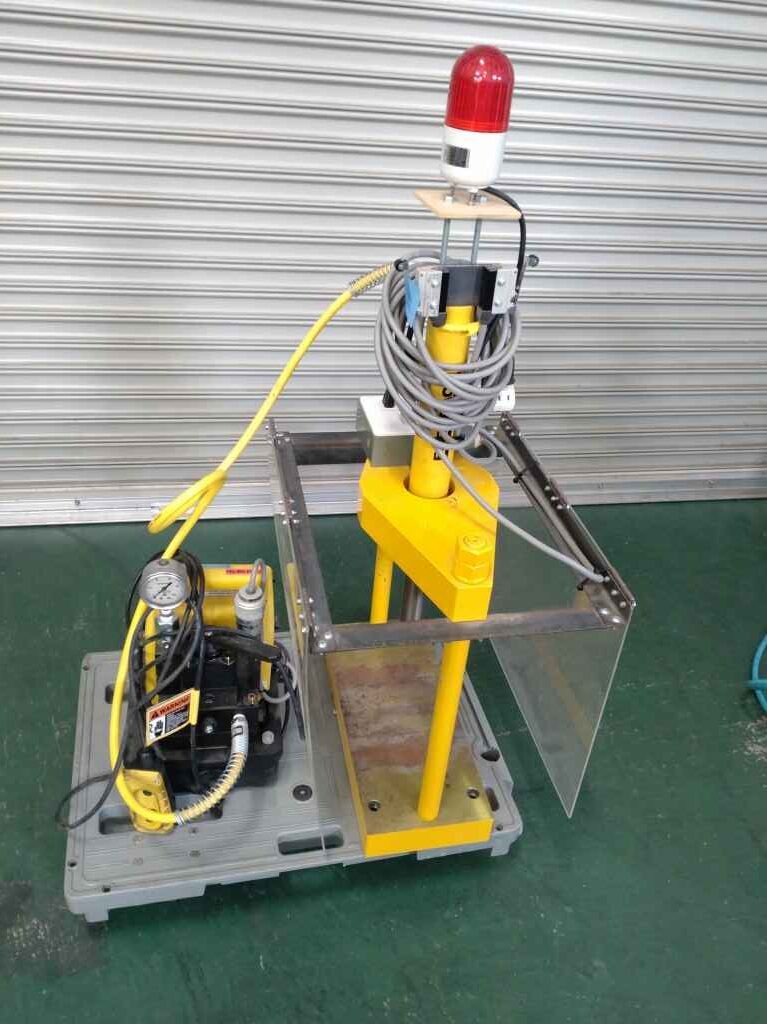 油圧プレス機 CPF-10-D エナパック (ENERPAC)