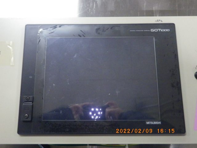 タッチパネル GT15-75QBUS2L 三菱電機 Mitsubishi