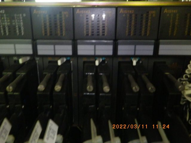 シーケンサー A1SY42 三菱電機 Mitsubishi