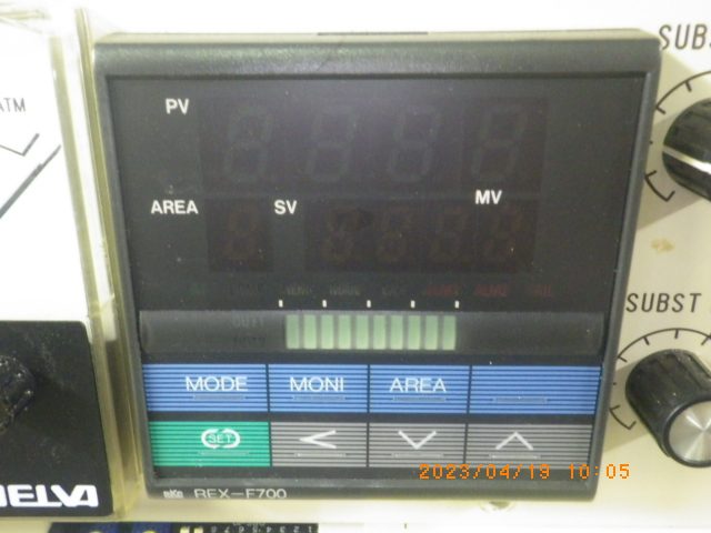 デジタル指示調節計 REX-F700 理化工業