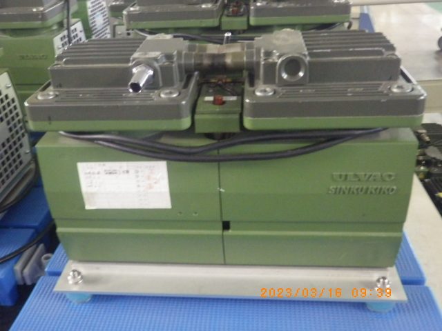 ドライポンプ DA-120S アルバック　Ulvac