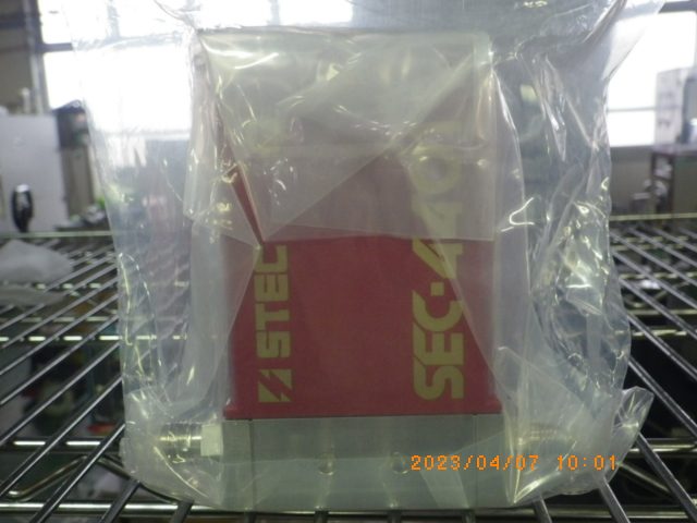 マスフローコントローラー（MFC） SEC-4401M 堀場エステック　Stec