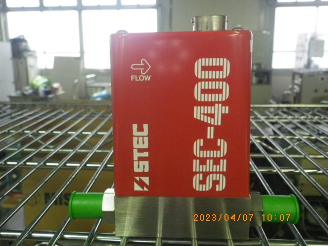 マスフローコントローラー（MFC） SEC-410 堀場エステック　Stec