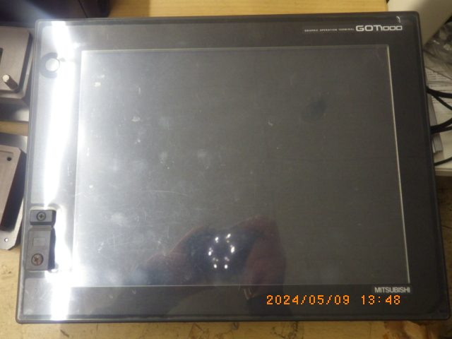 タッチパネル GT1585-STBA 三菱電機 Mitsubishi